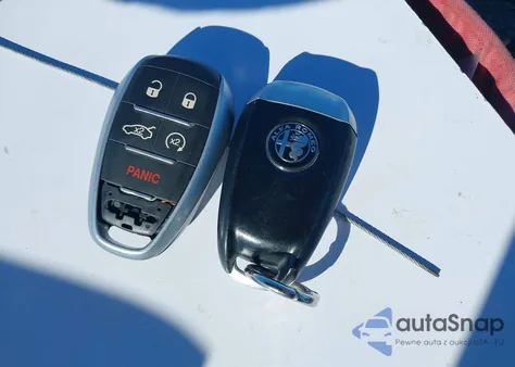 2019 Alfa Romeo Stelvio Sport Awd z USA, uszkodzony, nr VIN ZASPAKAN1K7C32108